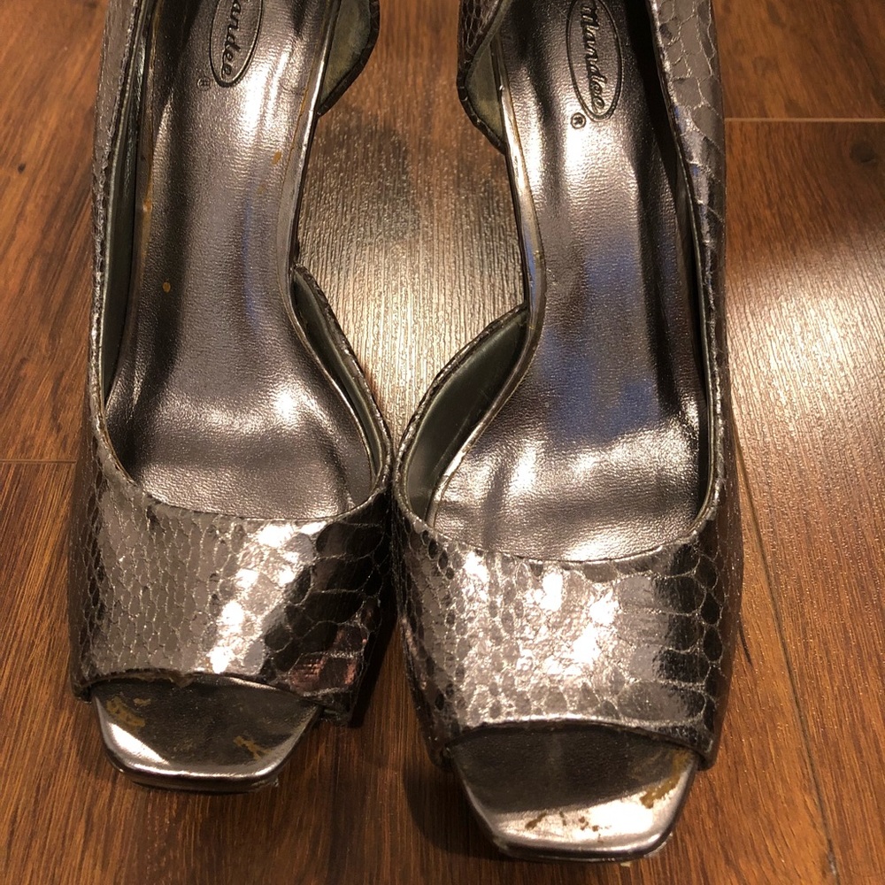Open toe heels